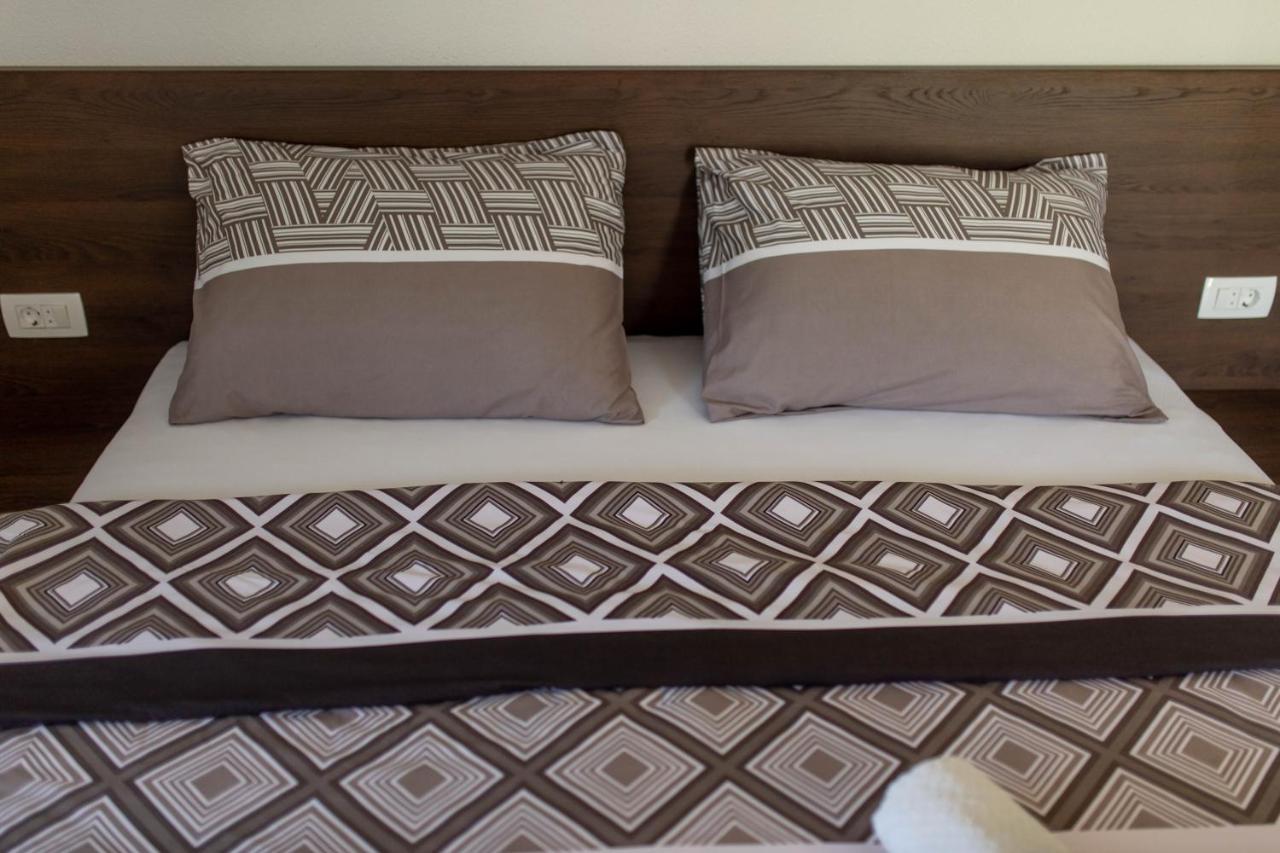 Apartmani Mia Prozor エクステリア 写真
