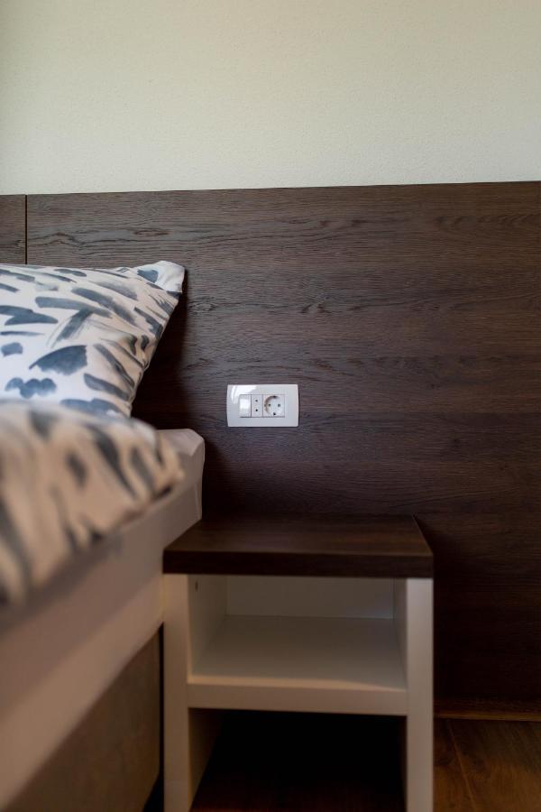 Apartmani Mia Prozor エクステリア 写真